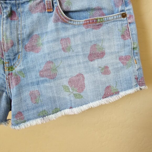 Current/Elliott The Gam Short in Vintage Strawberries - Picture 6 of 15